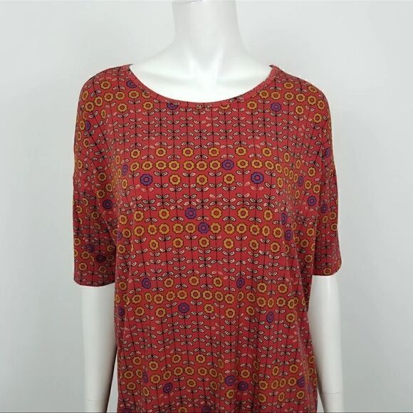 NWT Lularoe Womens Size XS Red Floral Print Irma Tunic Top Hi Low Short Sleeve - Picture 2 of 7
